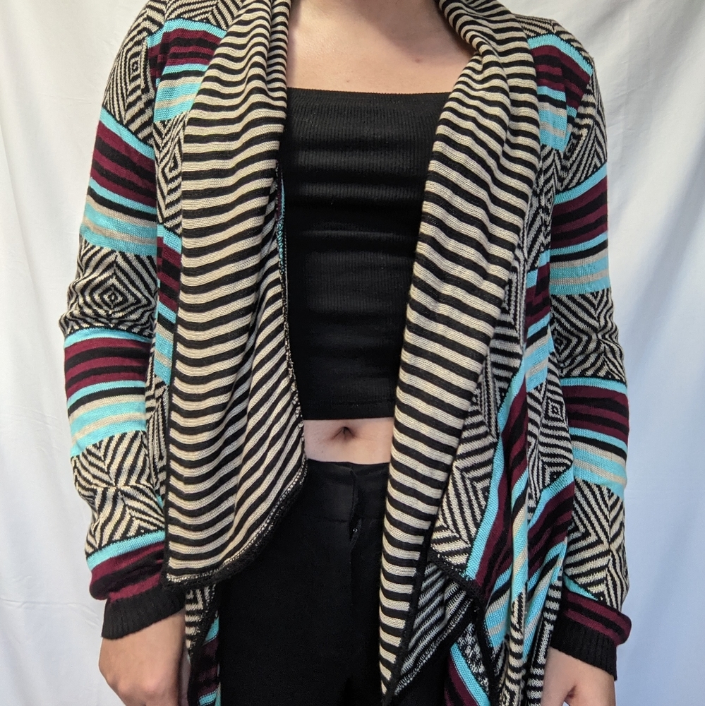 Geometric shape cardigan